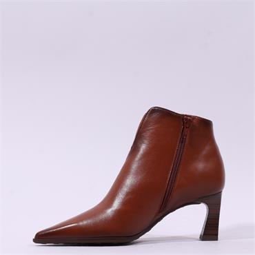 Hispanitas Paris V Cut Heel Ankle Boot - Tan Leather